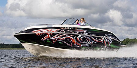 Boat grapchis
