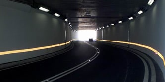 3M delineators in city tunnel
